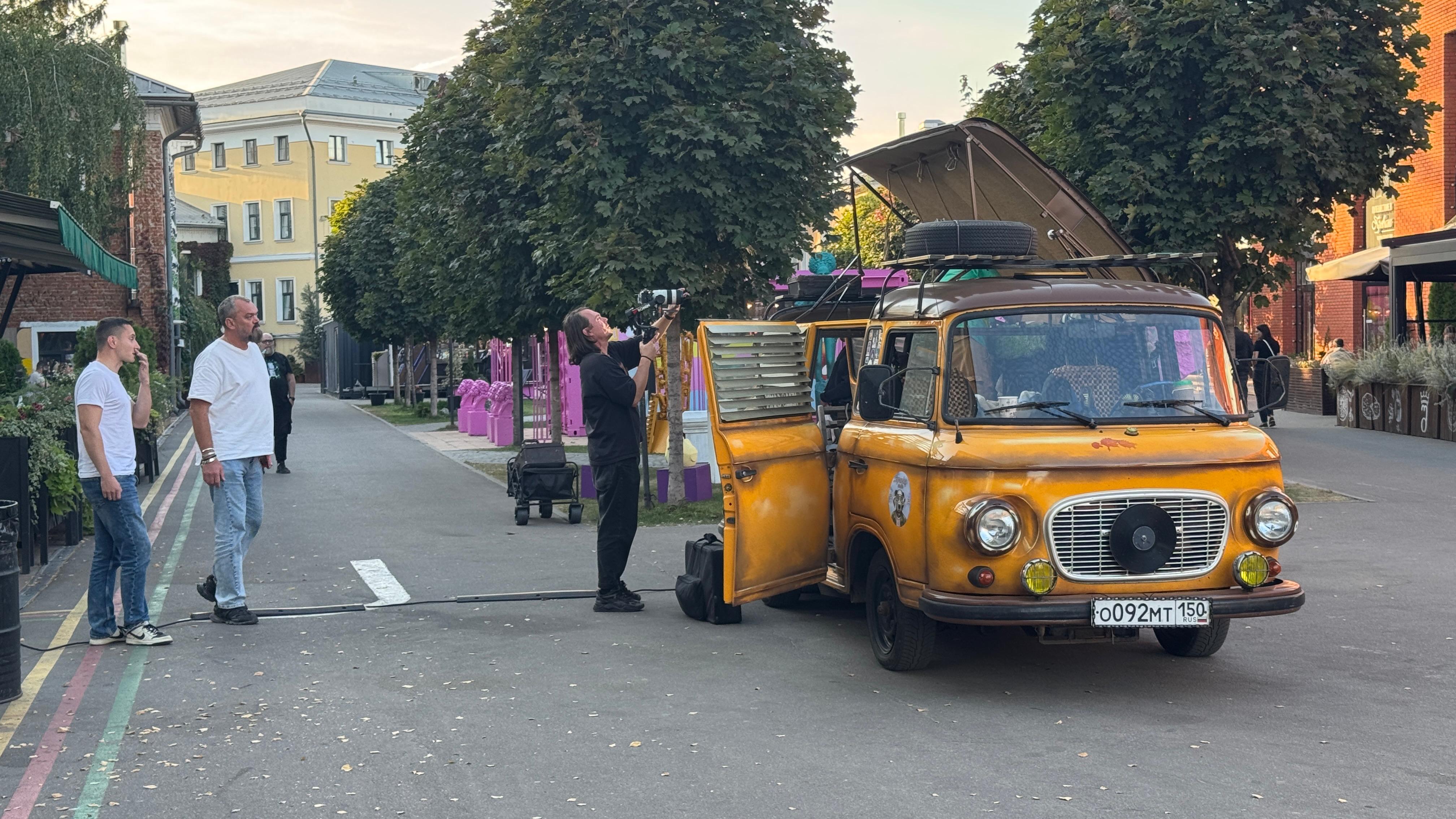 В Туле завершились съемки очередного выпуска для сервиса «Авто.ру» - фото 410